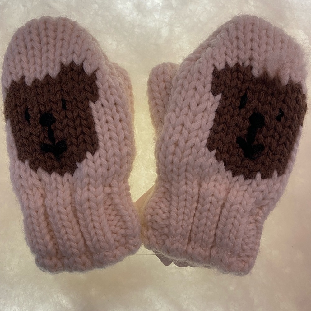 Baby Gap size 6-12 months mittens. Decorated with adorable bear